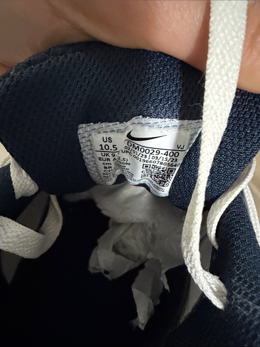 Nike Men's Navy, White & Red Low-Top Sneakers - Picture 5 of 5